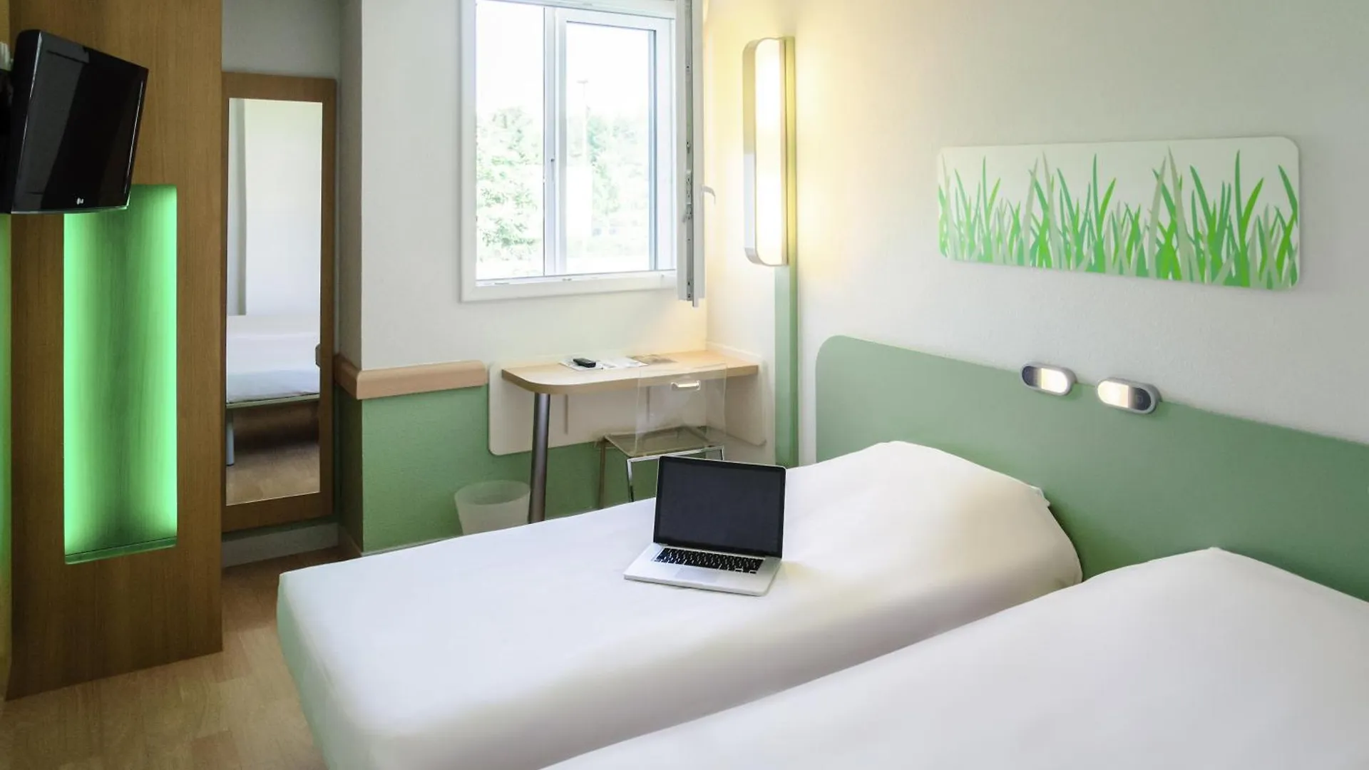 Ibis Budget Hotel Brussels Airport Diegem 0*,  Belgien